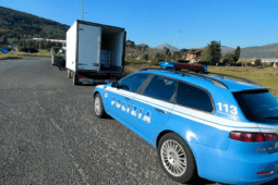 polizia camion latina