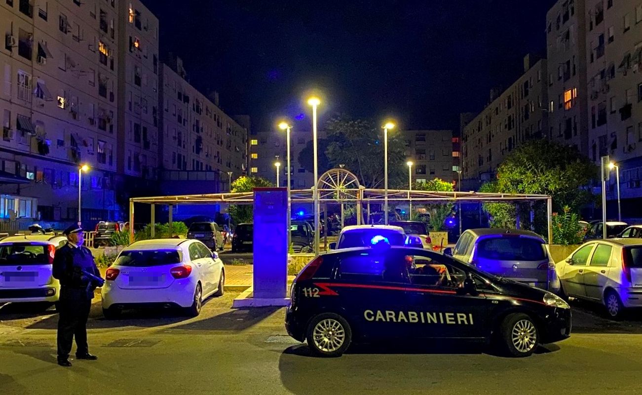 Carabinieri a Tor Bella Monaca