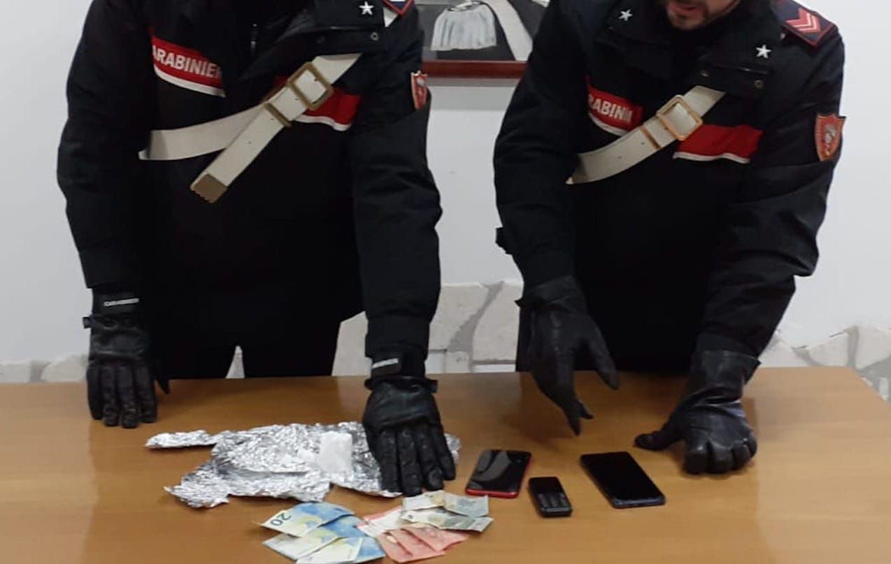POMEZIA - La droga sequestrata dai Carabinieri