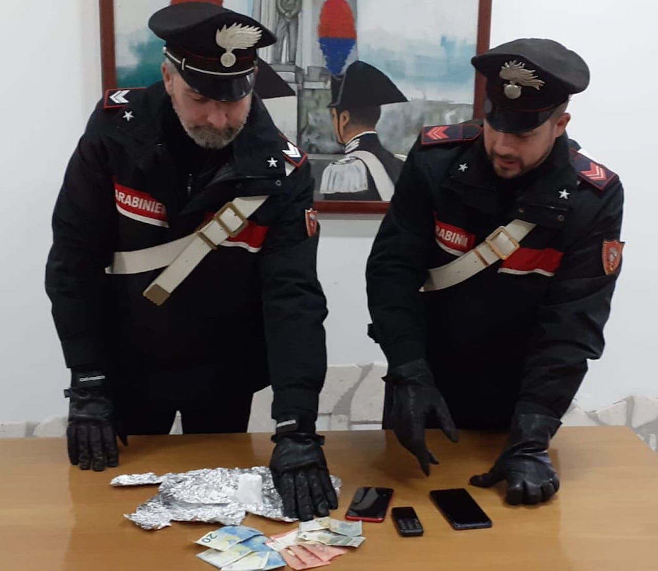 POMEZIA - La droga sequestrata dai Carabinieri