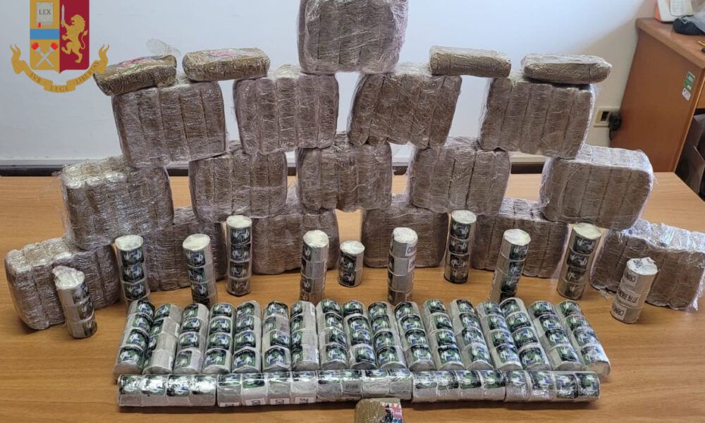 polizia arresto hashish