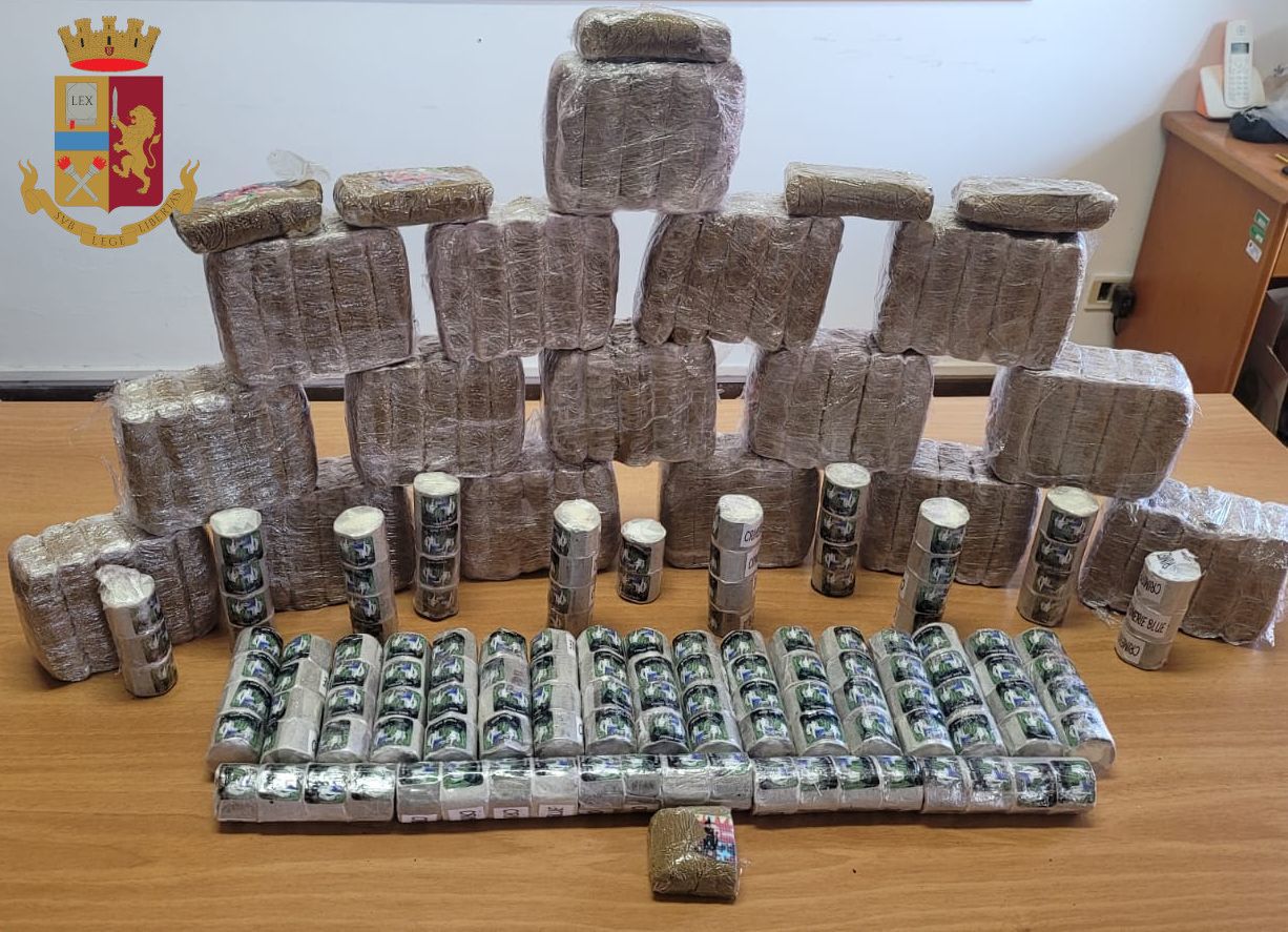 polizia arresto hashish