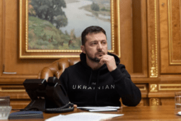 Volodymyr Zelensky a Roma