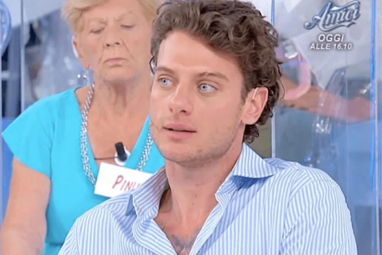 Uomini e Donne, anticipazioni 8 febbraio 2023 le esterne di Federico e Nicole, ultime news su Uomini e Donne, anticipazioni 8 febbraio 2023 le esterne di Federico e Nicole, ultime news su