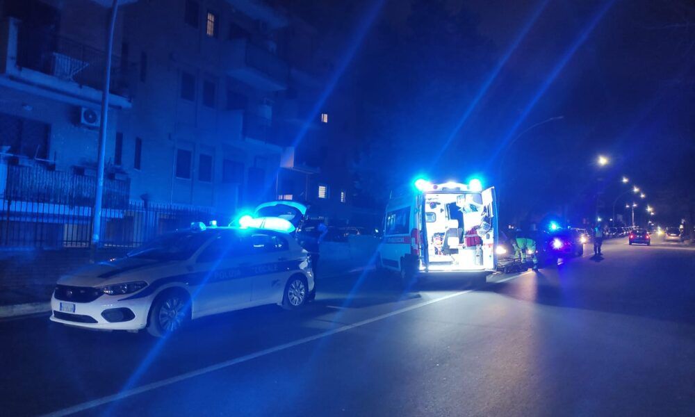 Pomezia, attraversa fuori dalle strisce e viene investito ragazzo in codice giallo (FOTO E VIDEO)