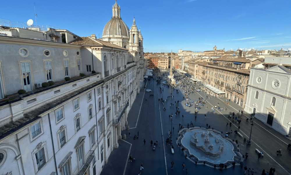 aperta un'inchiesta dai pm di Roma a seguito dell'ultimo blitz, a Piazza Navona, da parte degli attivisti di Ultima Generazione