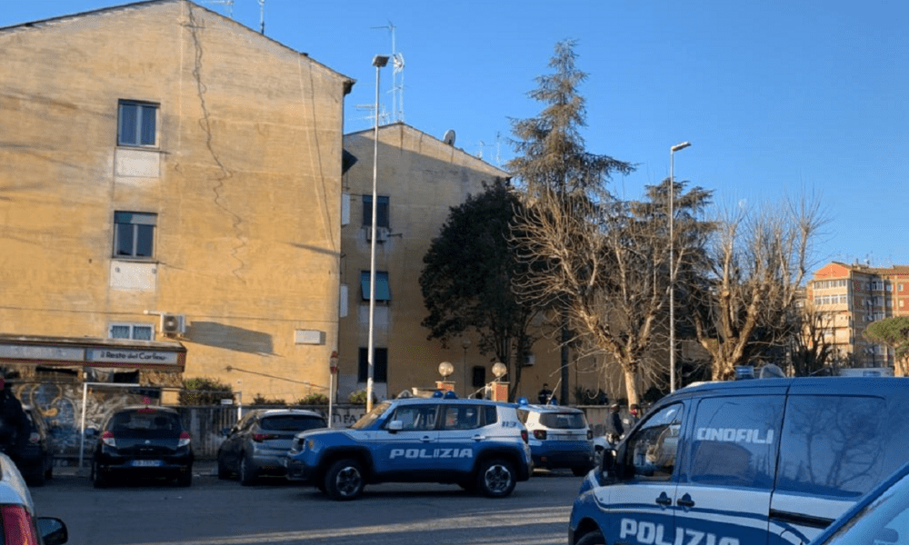 Sgombero case popolari a San Basilio