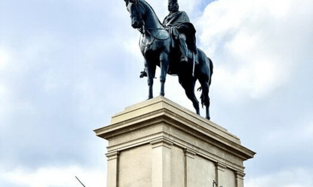 statua garibaldi al Gianicolo restaurata