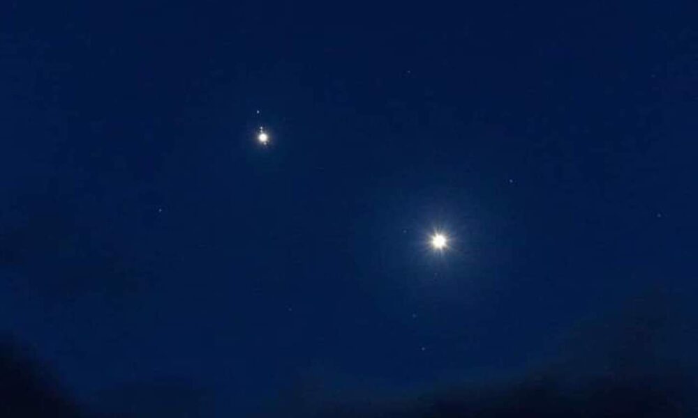 Cinque pianeti allineati accanto alla Luna lunedì 27 marzo 2023: ecco quando sono visibili Cinque pianeti allineati accanto alla Luna lunedì 27 marzo 2023: ecco quando sono visibili