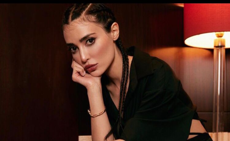 Melike Ipek Yalova divorzio