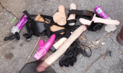 Sex toys ritrovati vicino ai cassonetti