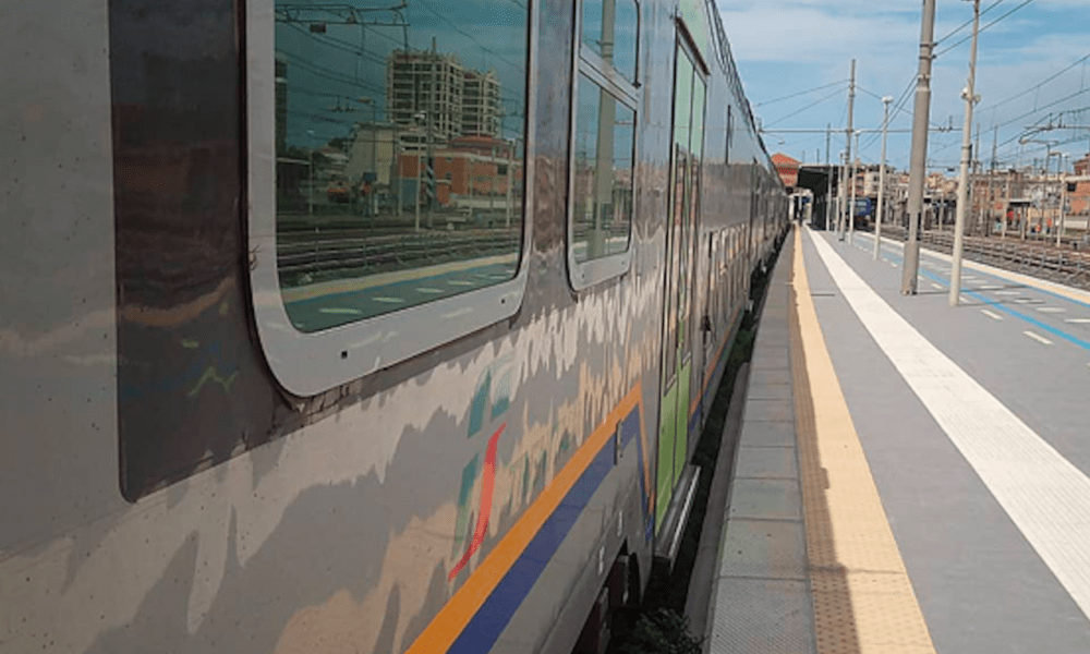 Stazione Civitavecchia, molestie sessuali sul treno