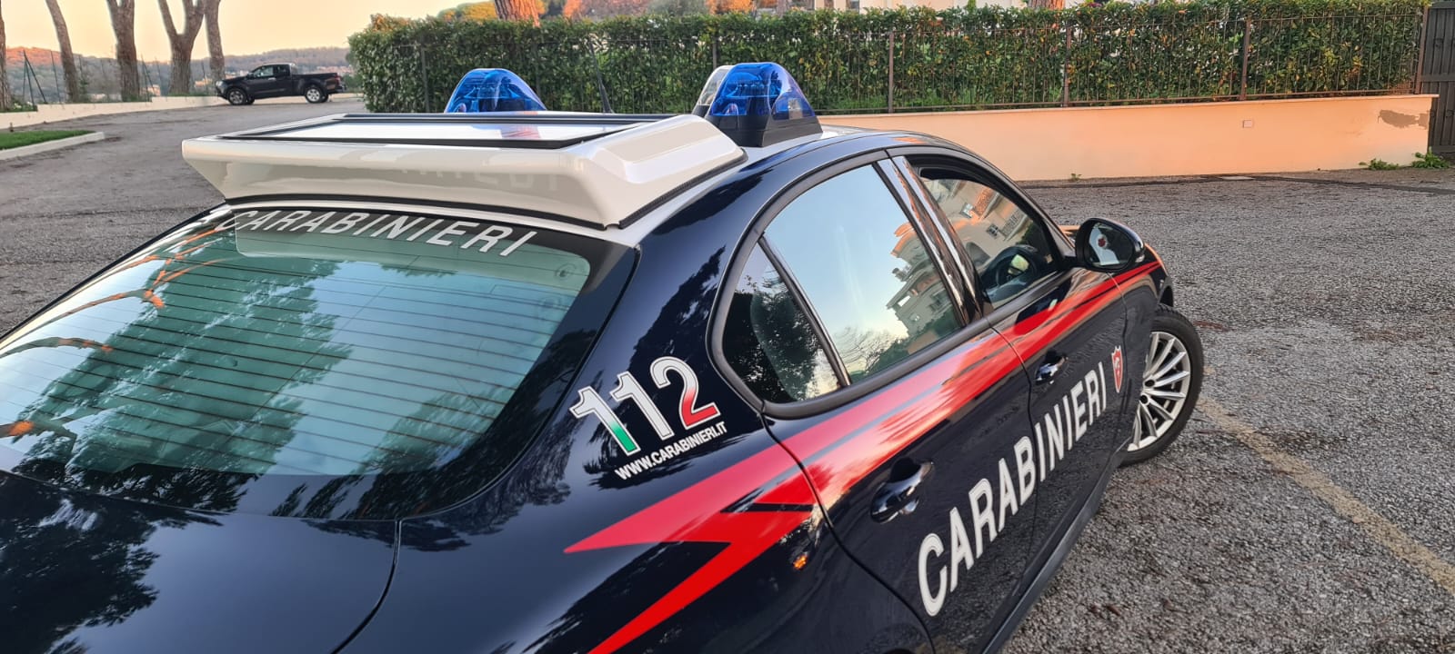 Arrestato dai carabinieri per estorsione un uomo che ha minacciato il titolare di un ristorante affinché gli consegnasse del denaro.