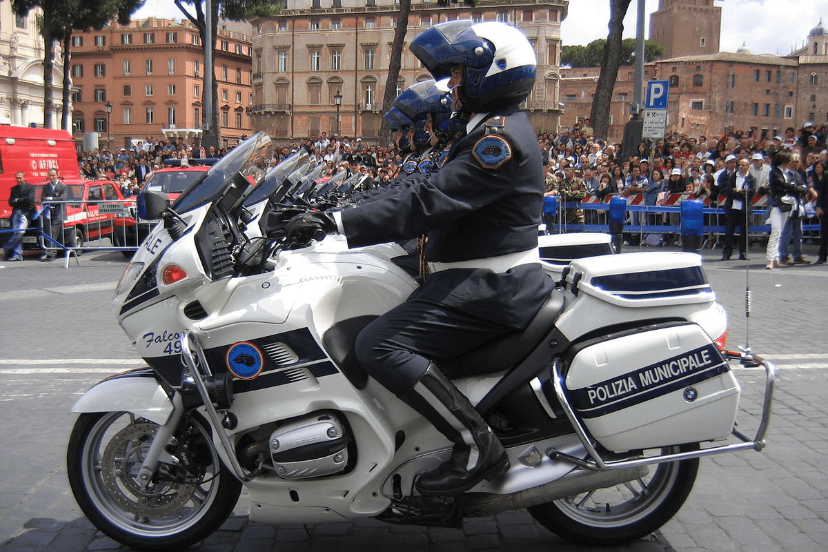 polizia locale di roma