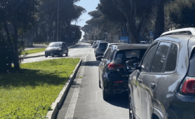 spiagge del litorale romano prese d'assalto