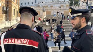 coppia arrestata per furti in gioiellerie del centro