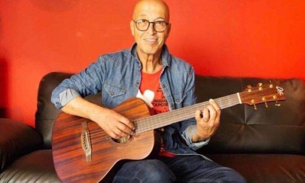 Carlo Marrale dei Matia Bazar: chi è, età, carriera, canzoni, oggi, foto e Instagram Carlo Marrale dei Matia Bazar: chi è, età, carriera, canzoni, oggi, foto e Instagram