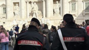 Carabinieri a Fontana di Trevi