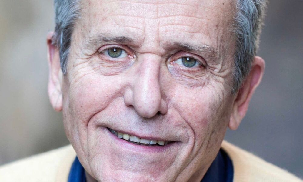 Maurizio Micheli, chi sono l'ex moglie Daniela Nobili e il figlio Guido età, lavoro, oggi Maurizio Micheli, chi sono l'ex moglie Daniela Nobili e il figlio Guido età, lavoro, oggi