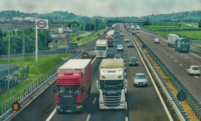 contromano in autostrada