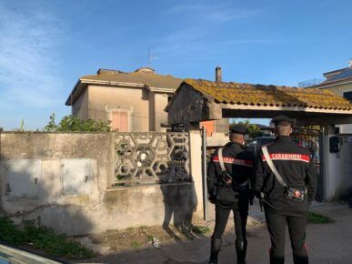 Incendio villa lago trasimeno Nettuno