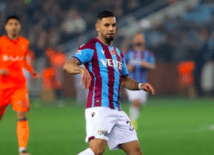 Bruno Peres contro l'ad Ceres