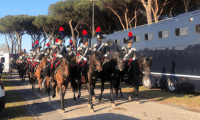 Carabinieri a cavallo a Castel Fusano