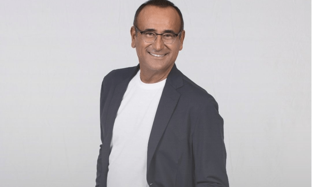Carlo Conti che presenta Con il cuore nel nome di Francesco