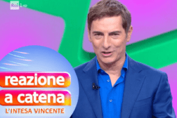 Marco Liorni alla conduzione di Reazione a Catena su Rai 1