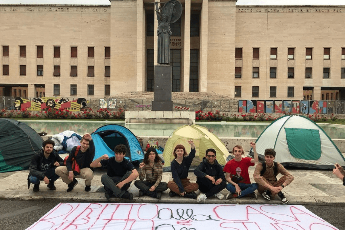 Sinistra Universitaria sit in a Sapienza