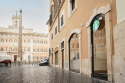 Starbucks a Roma