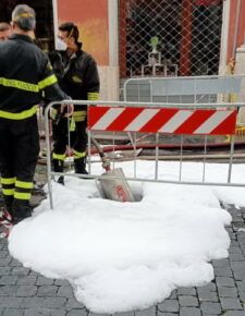 incendio piazza Nicosia