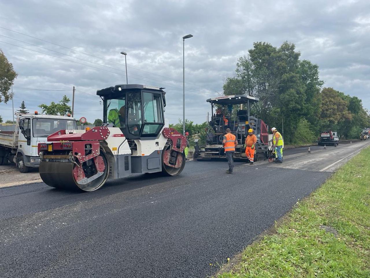 Lavori in via pratica di Mare e via Arno