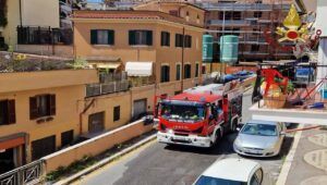 Incendio in un appartamento in zona Portuense