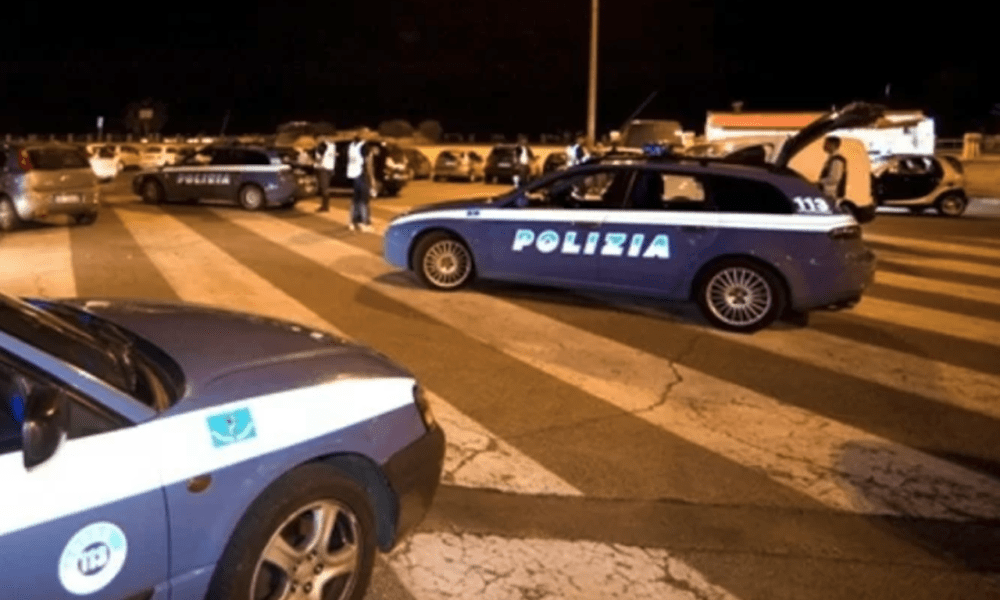 Polizia notte Ostia