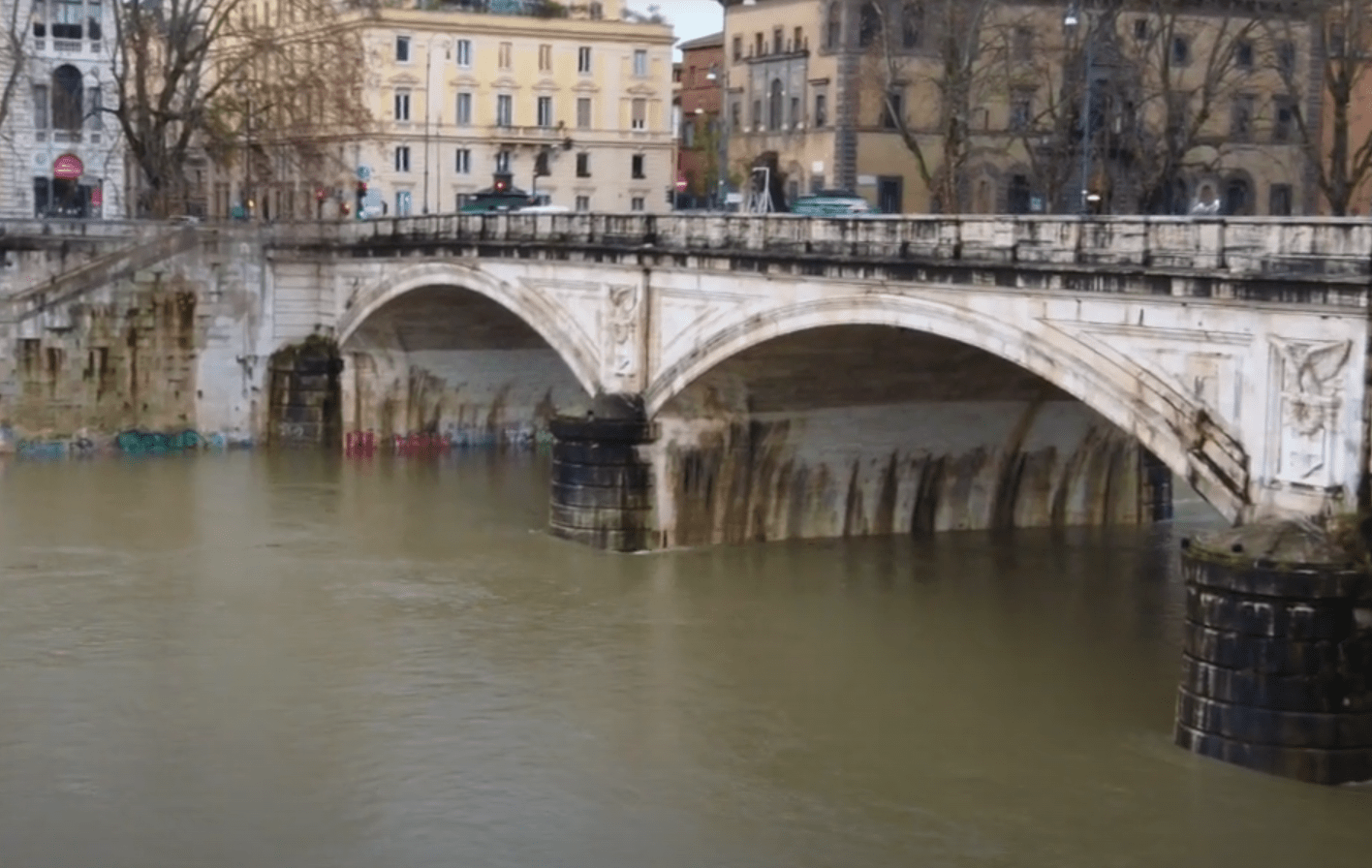 Tevere in piena