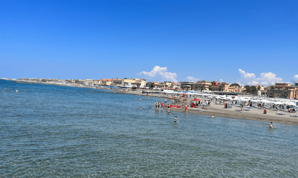 Vista Ostia Ponente dal Pontile