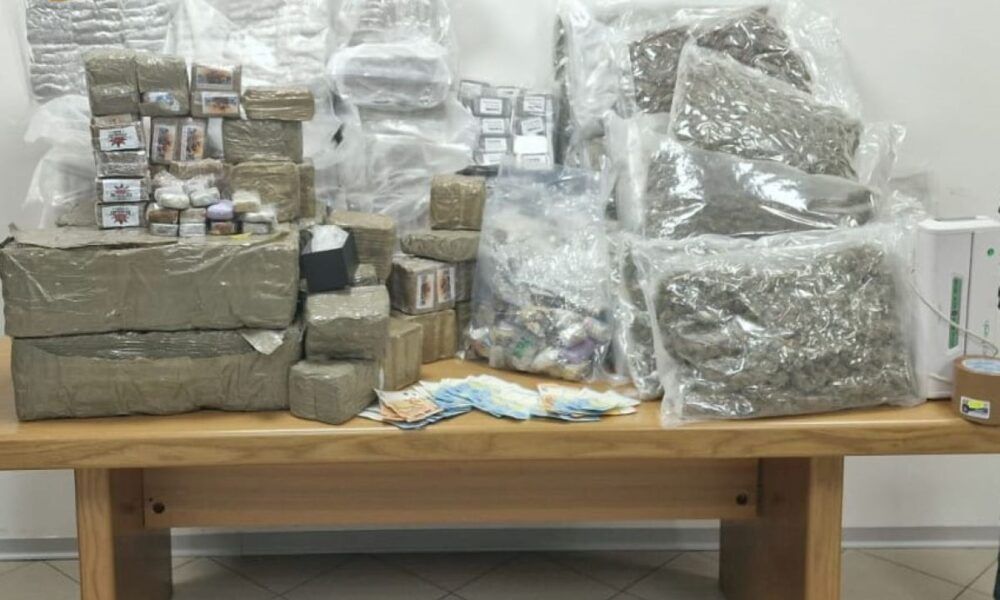Droga sequestrata dalla Polizia