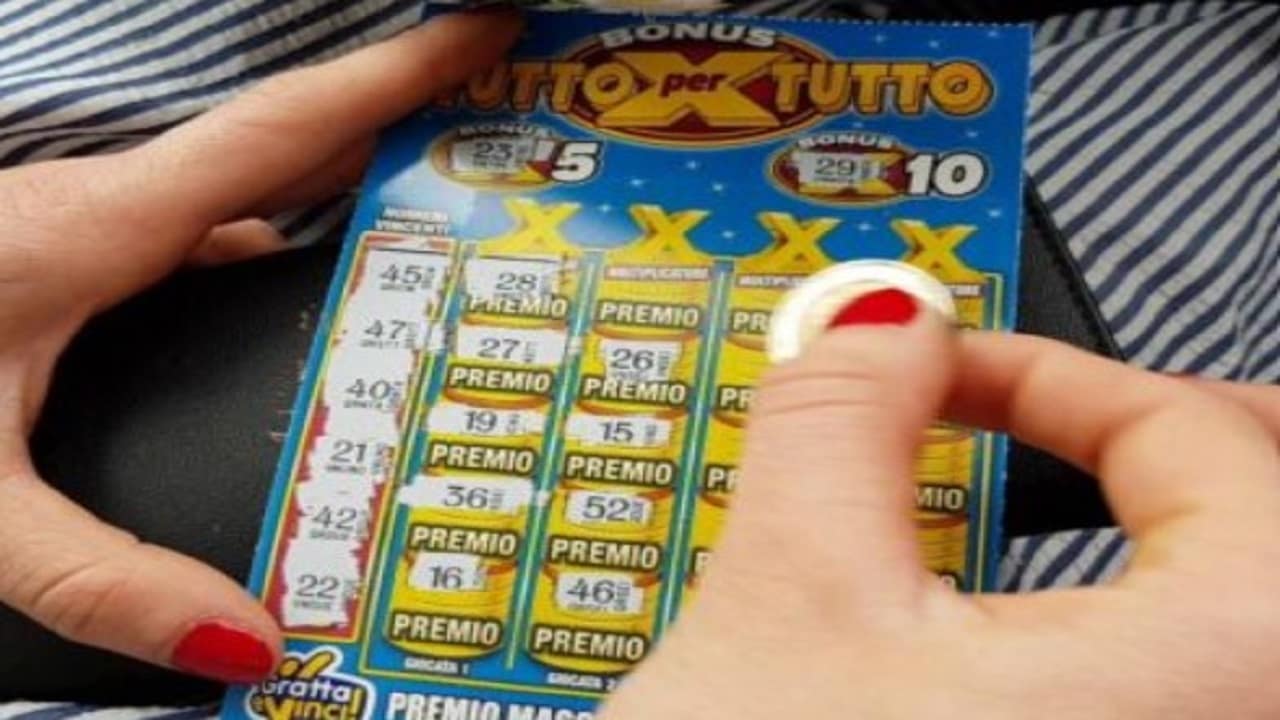 Gratta e vinci, doppia vincita da 500mila euro: la dea bendata si è fermata  in due comuni del vicentino - Prima Vicenza