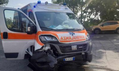 Incidente auto ambulanza Ardea