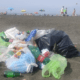 Rifiuti sulla spiaggia