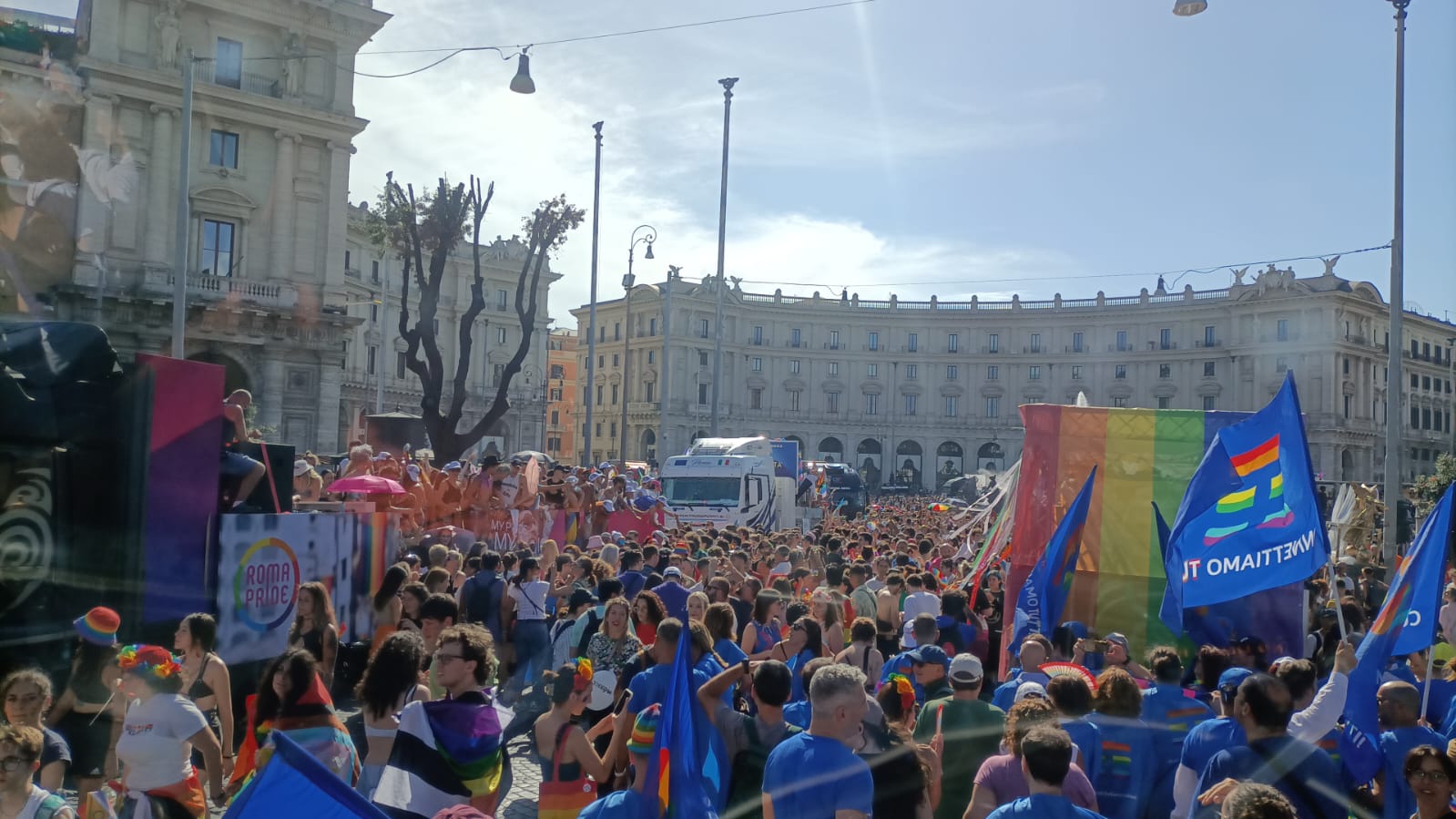 roma pride corteo