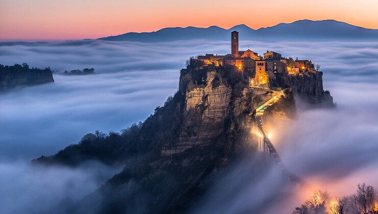 Civita di Bagnoregio tra le nuvole