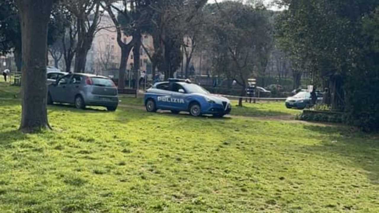 Polizia nel parco di Villa Gordiani/ilcorrieredellacitta.com