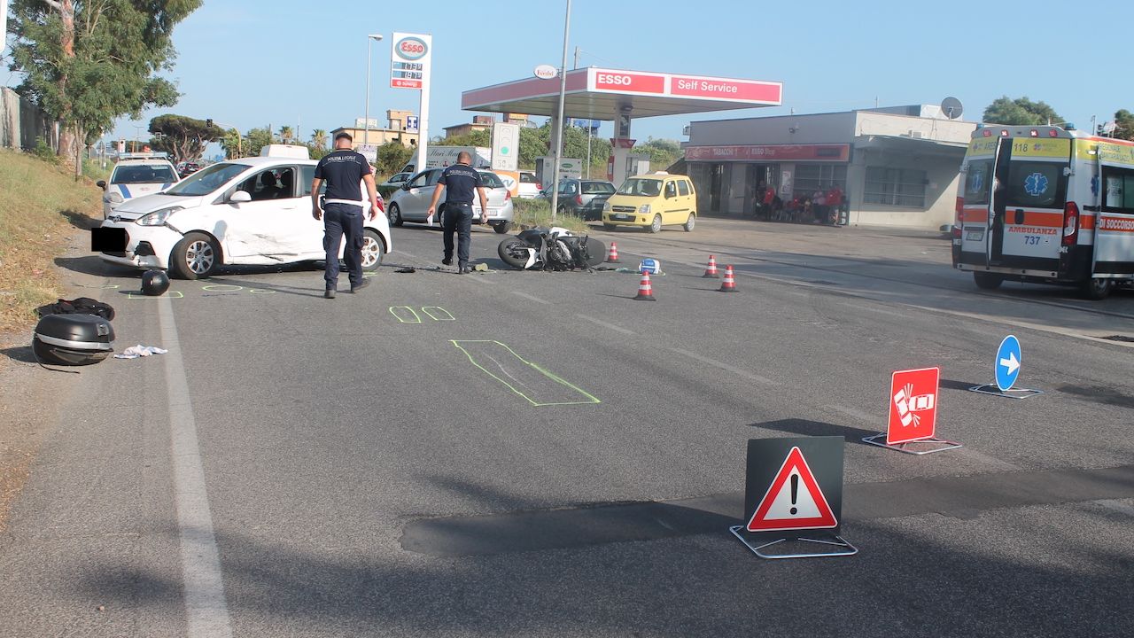 incidente mortale Pontina Vecchia