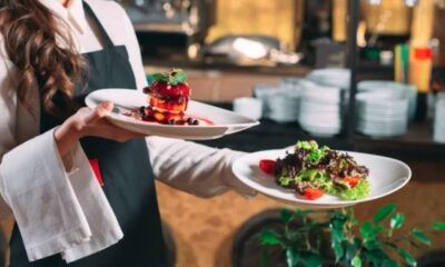 Cameriera ristorante