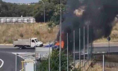 Camion in fiamme sulla Tiburtina