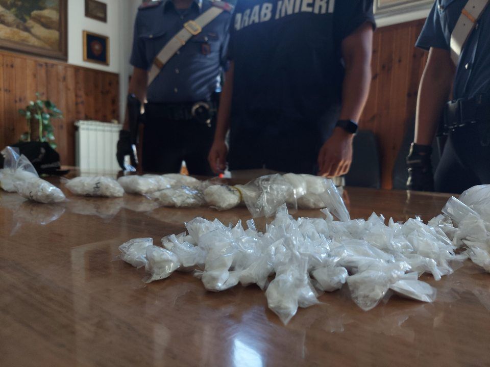 Droga trovata dai carabinieri nel corso di alcuni controlli