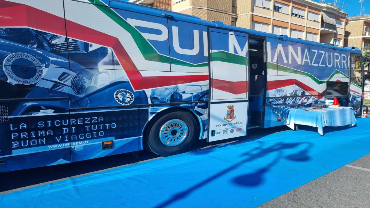 pullman polizia