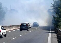 Incendio sulla Pontina